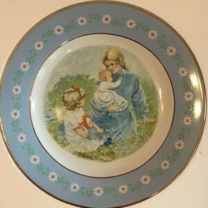 Pontesa Ironstone 9.25" Decorative Plate - 1974